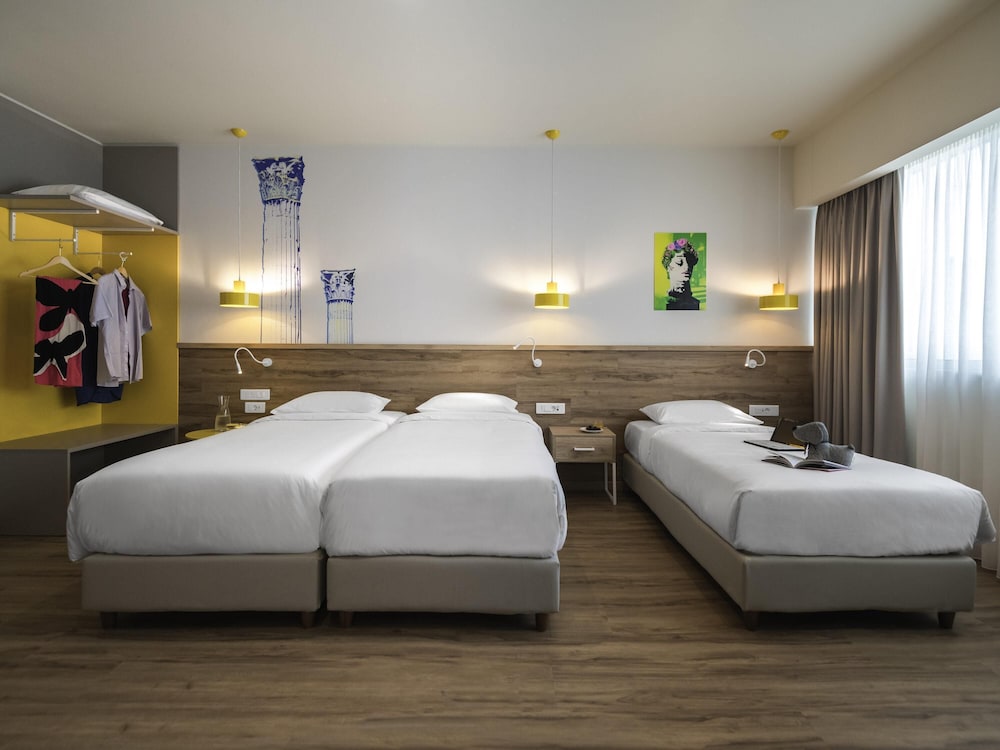 Habitación Premium para amigos y familia del hotel Ibis Styles Athens Routes
