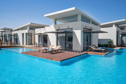 Villa con piscina del hotel Rixos Premium Magawish Suites and Villas. Foto 7