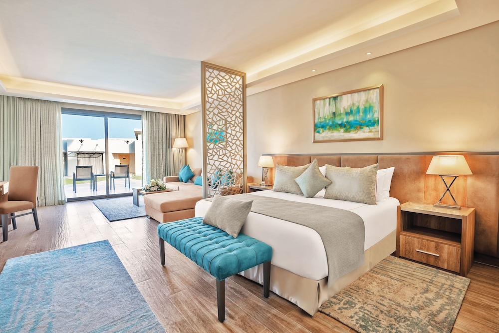 Suite King Bed with Garden view del hotel Rixos Premium Magawish Suites and Villas. Foto 2