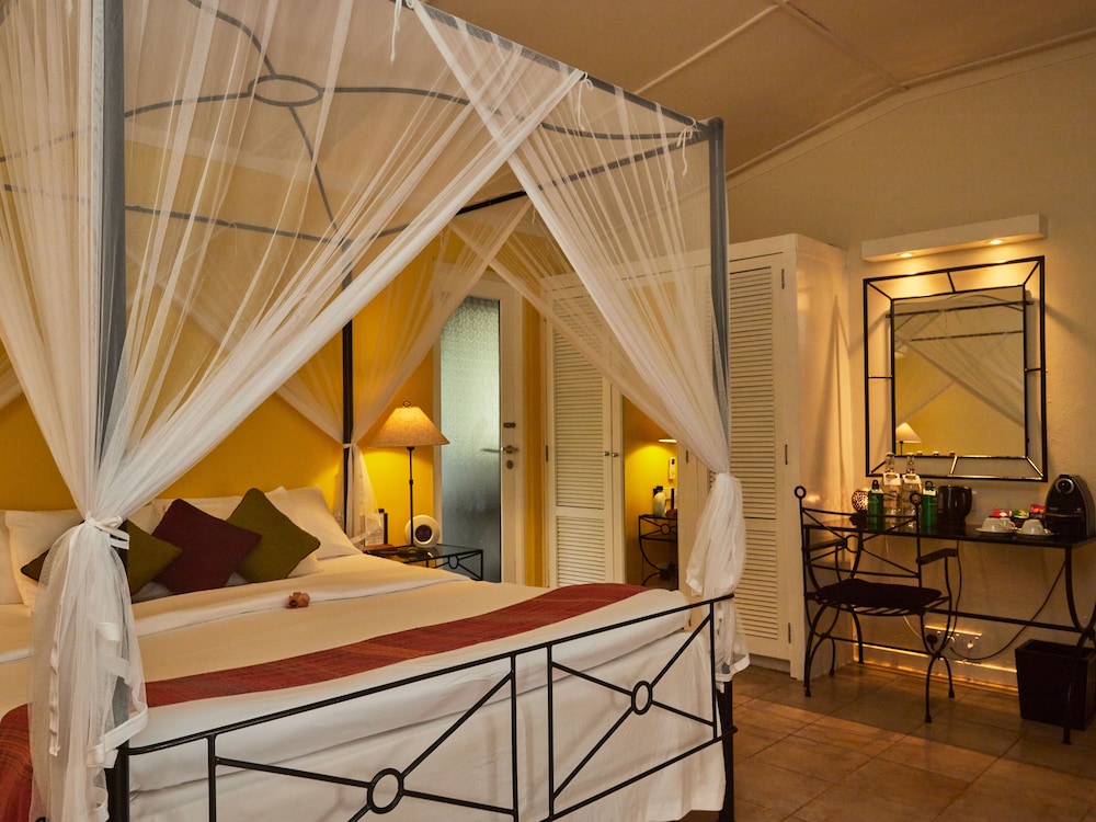 Bungalow de playa Premium del hotel Kuredu Resort & Spa, Maldives. Foto 1