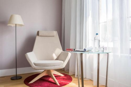 Habitación Doble Premium - 1 o 2 camas del hotel Nh Collection Brussels Grand Sablon. Foto 5