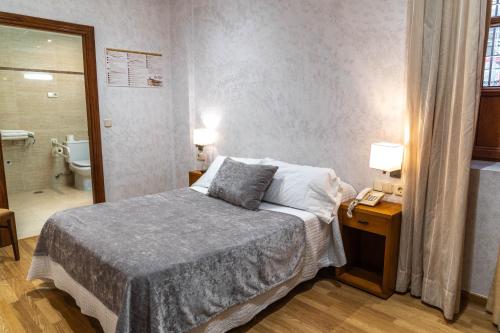 Habitación Doble Económica del hotel Granada Centro