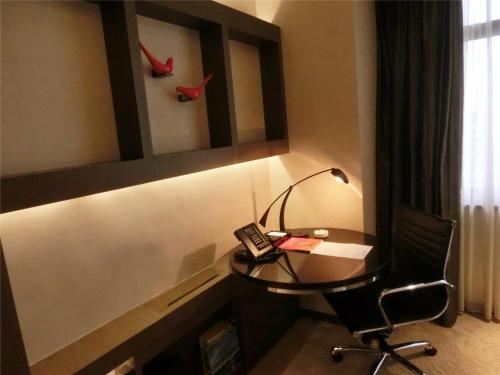 Habitación Doble Deluxe - 2 camas del hotel Baiyun Guangzhou. Foto 3