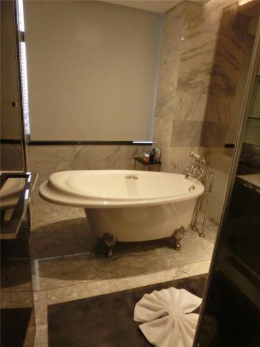 Suite Deluxe del hotel Baiyun Guangzhou. Foto 4