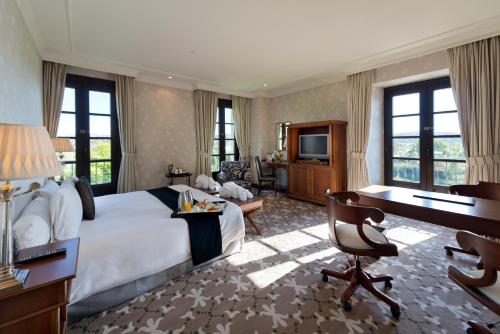 Habitación Deluxe del hotel Eurostars Palacio Buenavista. Foto 1