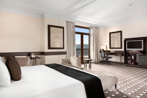 Habitación Deluxe del hotel Eurostars Palacio Buenavista. Foto 3
