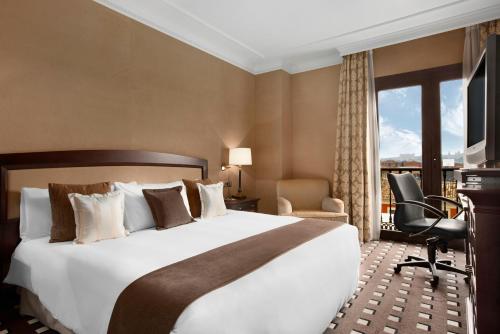 Suite del hotel Eurostars Palacio Buenavista. Foto 3
