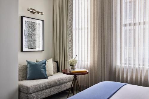 Alojamiento Grande para 2 personas del hotel The Wall Street Hotel New York City. Foto 2