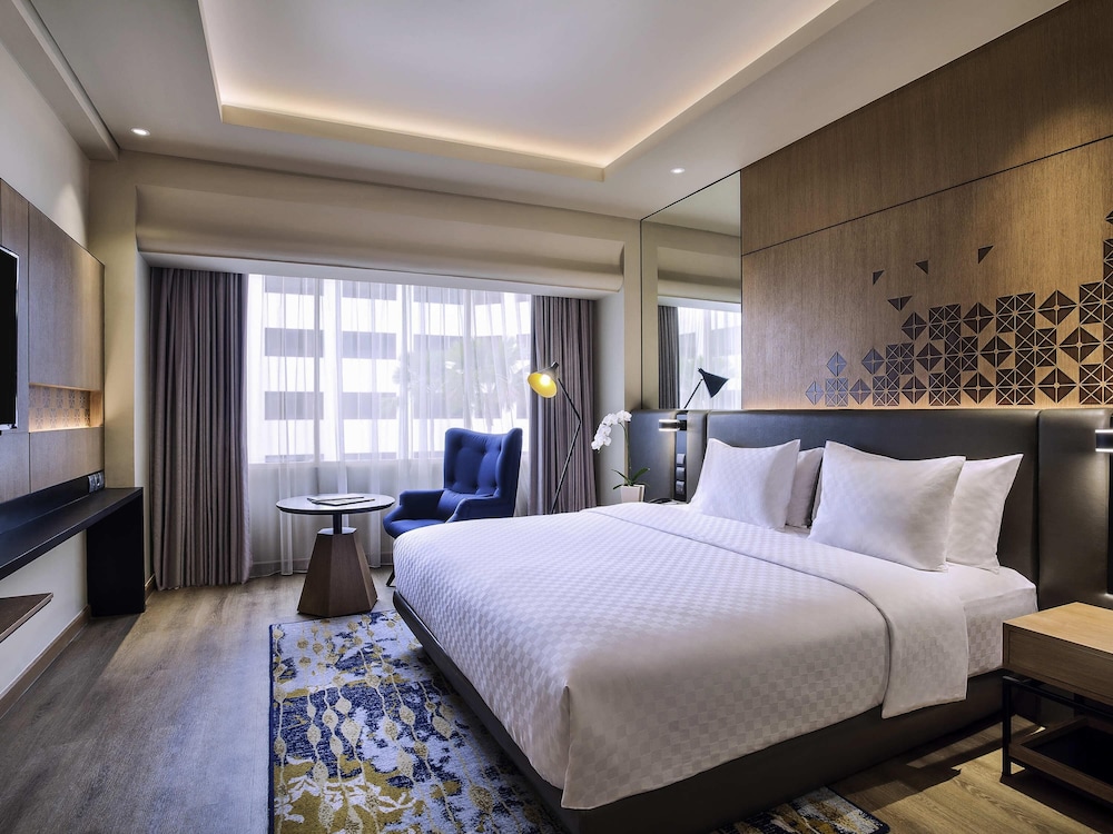 Privilege, Habitación, 1 cama de matrimonio grande del hotel Mercure Jakarta Batavia