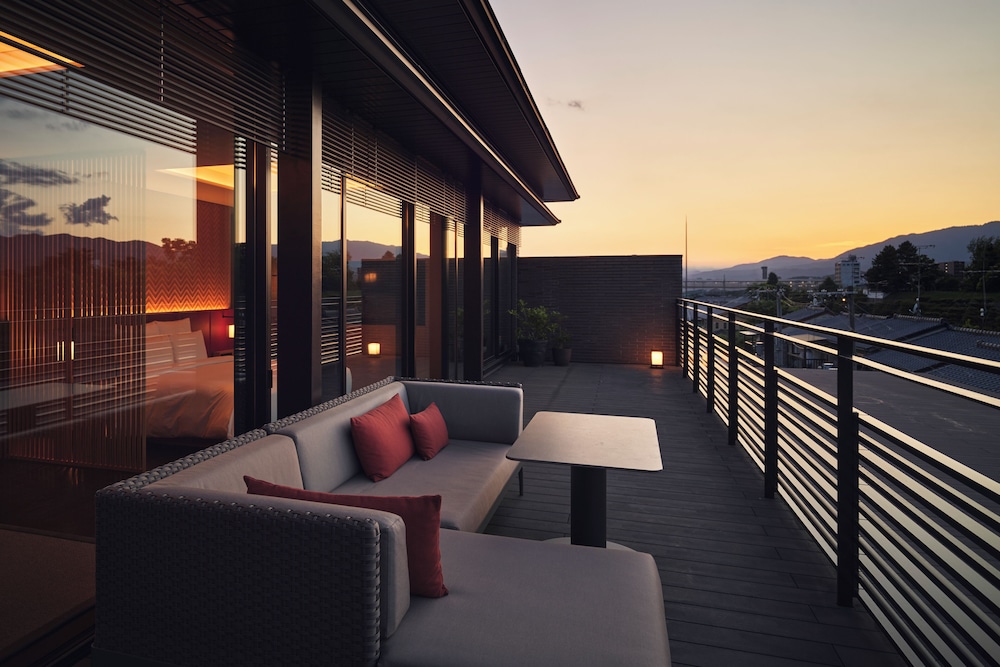 Suite Terraza Rikyu del hotel Garrya Nijo Castle Kyoto. Foto 4