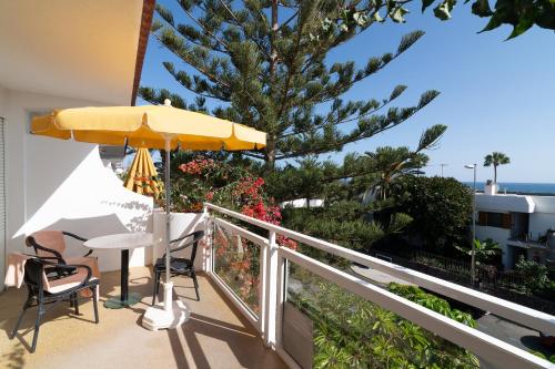 Apartamento con 1 dormitorio (vista lateral al mar) del hotel Montemayor. Foto 8