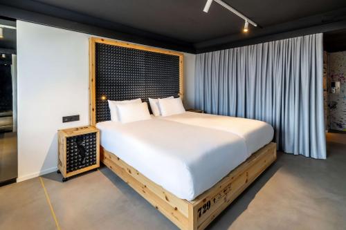 Habitación Atelier del hotel Nhow Brussels Bloom.. Foto 12