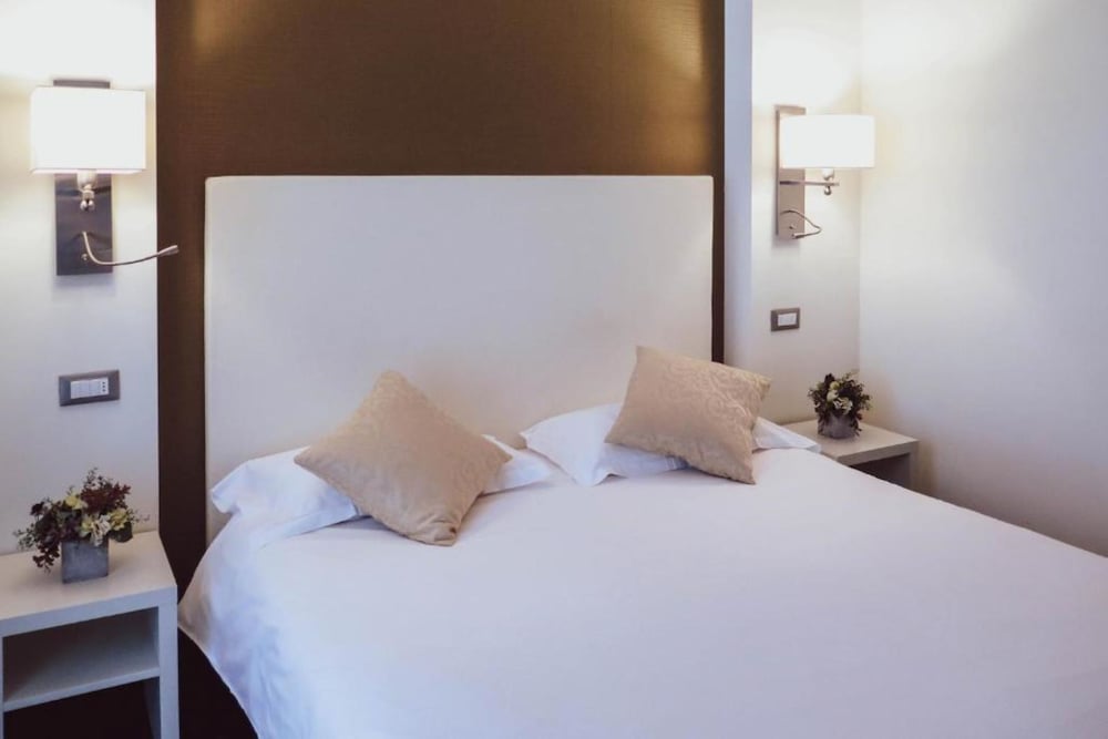 Habitación Doble Estándar del hotel AN MILANO MELEGNANO. Foto 1