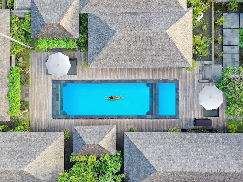 VILLA PRESIDENCIAL CON PISCINA DE 5 DORMITORIOS, 4 Camas Dobles, 1 Cama Gemela, Piscina Privada del hotel Peppers Seminyak