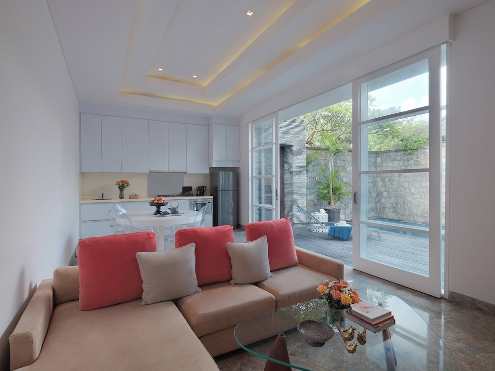 VILLA CON PISCINA DE 2 DORMITORIOS, 1 Cama Doble, 1 Cama Gemela, Piscina Privada del hotel Peppers Seminyak. Foto 15