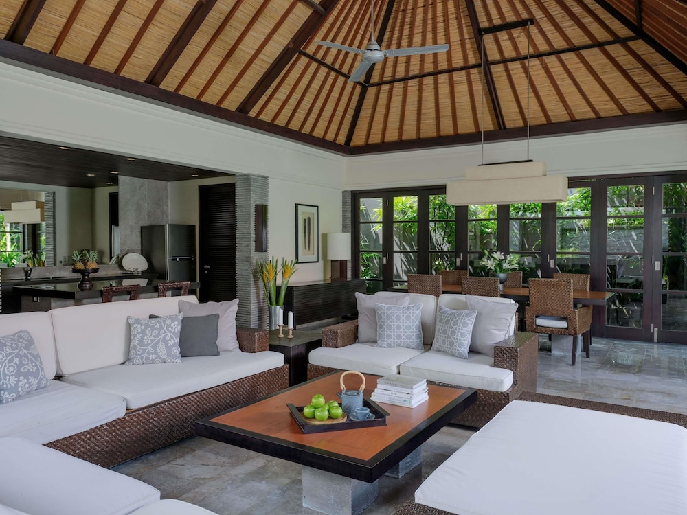 Villa Vista Piscina 3 habitaciones Royal 3 camas dobles piscina del hotel Peppers Seminyak. Foto 6