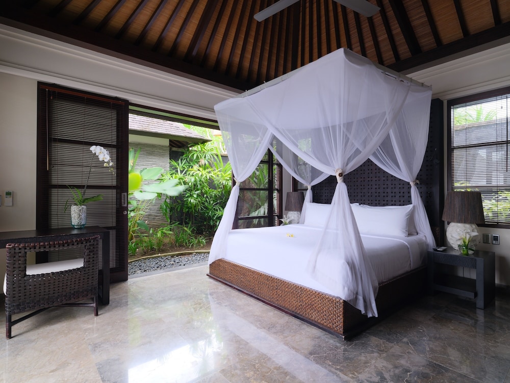 Villa Vista Piscina 3 habitaciones Royal 3 camas dobles piscina del hotel Peppers Seminyak. Foto 11