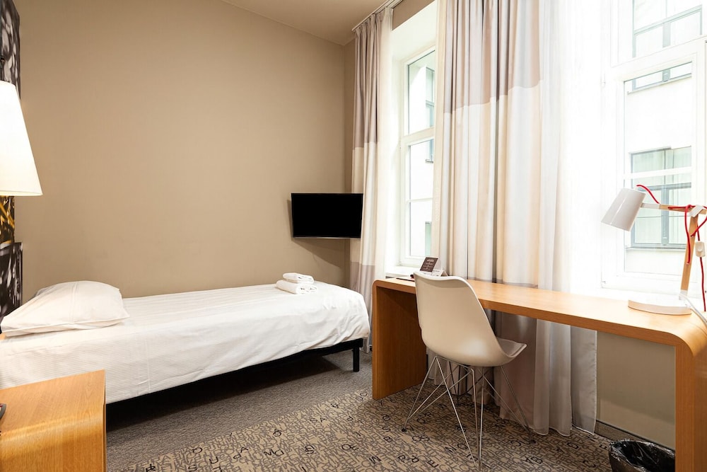 Habitación Standard con una cama individual del hotel Ibis Riga Centre. Foto 2