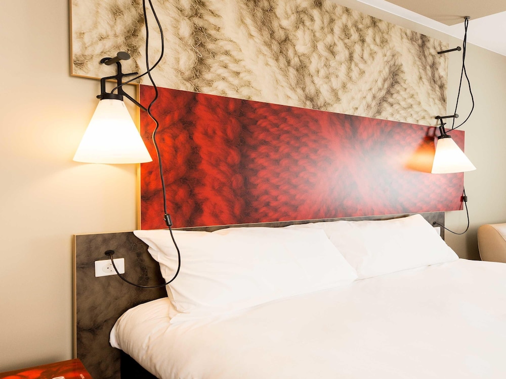 Habitación estándar para movilidad reducida con 1 cama doble del hotel Ibis Vilnius Centre. Foto 3