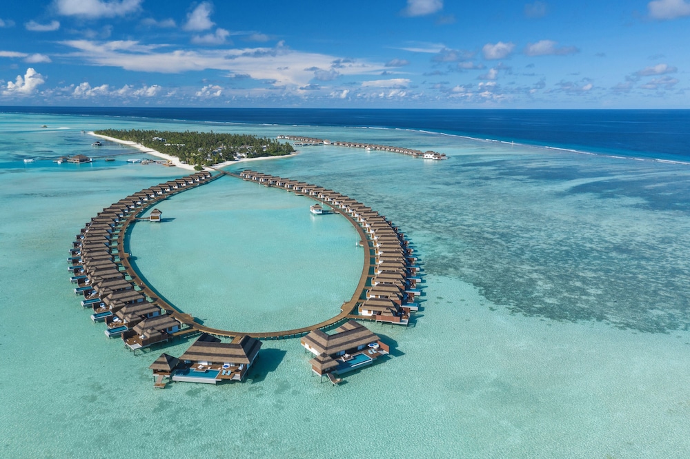 Villa con Piscina y Vistas al Océano al Atardecer del hotel Pullman Maldives All-Inclusive Resort. Foto 8