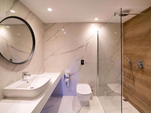 Habitación Doble - Planta superior - 1 o 2 camas del hotel Mercure St. Julian's Malta. Foto 3