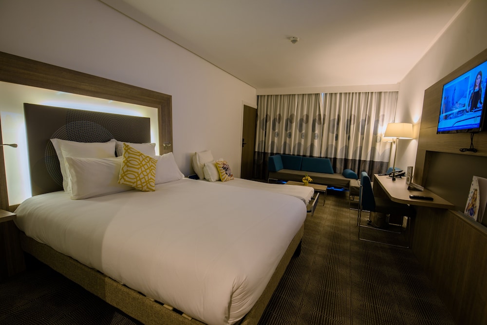 Habitación Doble Superior con vistas al mar o al parque del hotel Novotel Mohammedia. Foto 5