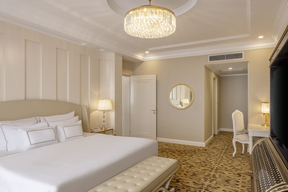 Suite del hotel Vinpearl Condotel Phu Ly. Foto 3