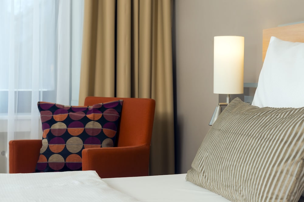 Habitación Standard con cama doble del hotel Mercure Düsseldorf Neuss. Foto 3