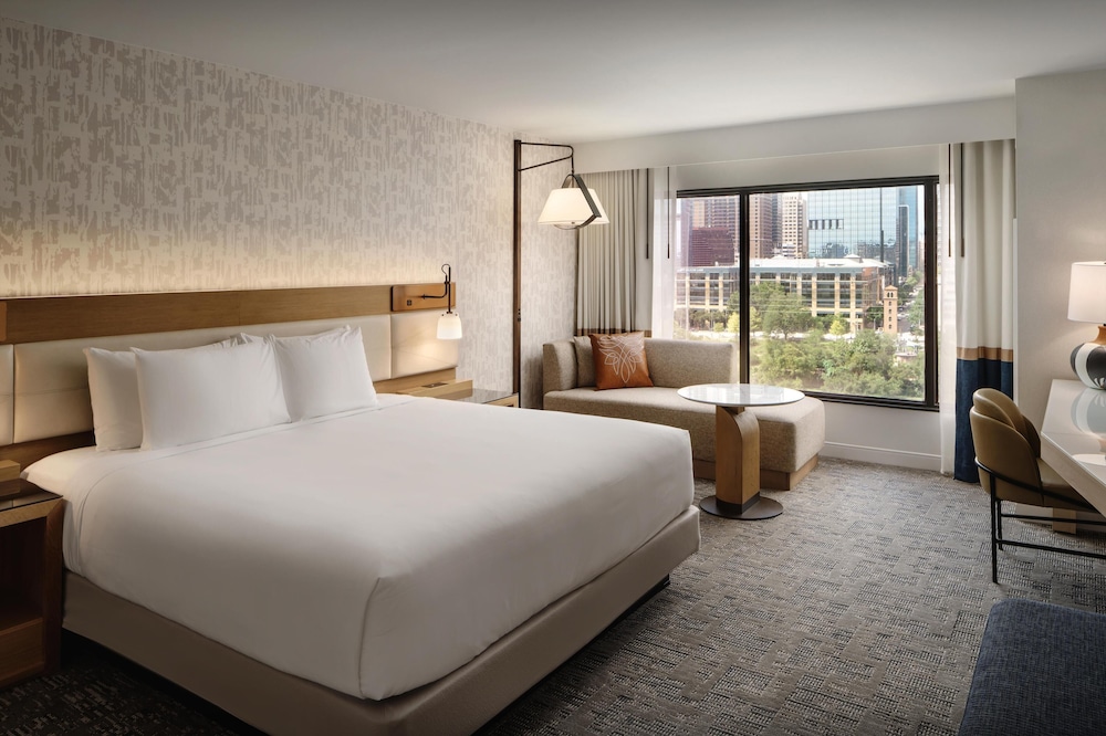 1 Cama King Vistas al Lago del hotel Hyatt Regency Austin. Foto 1
