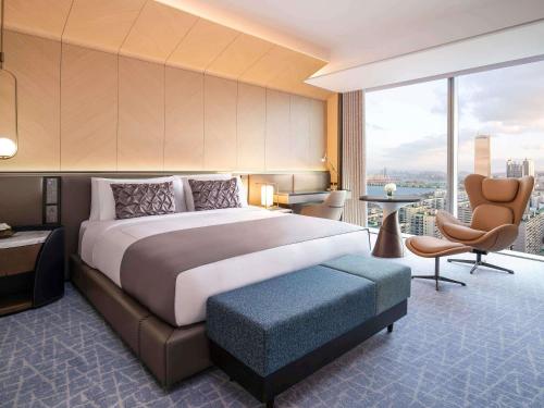 Suite Signature de 1 dormitorio - 1 cama extragrande del hotel Fairmont Ambassador Seoul. Foto 5