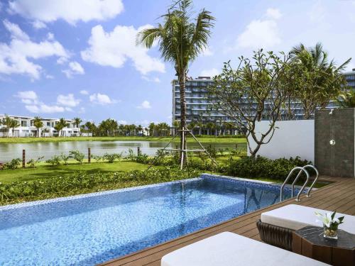 Villa de 2 dormitorios con piscina privada y vistas al lago del hotel Mövenpick Villas and Residences Phu Quoc. Foto 3