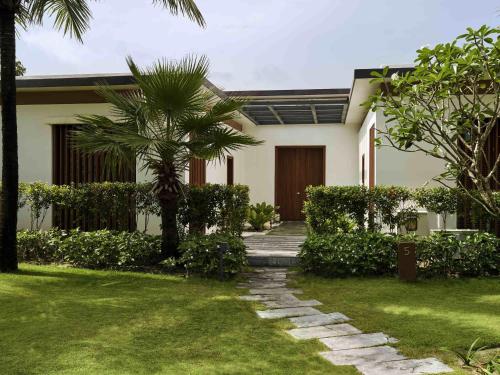 Villa de 3 dormitorios con piscina privada - Frente al mar del hotel Mövenpick Villas and Residences Phu Quoc. Foto 2
