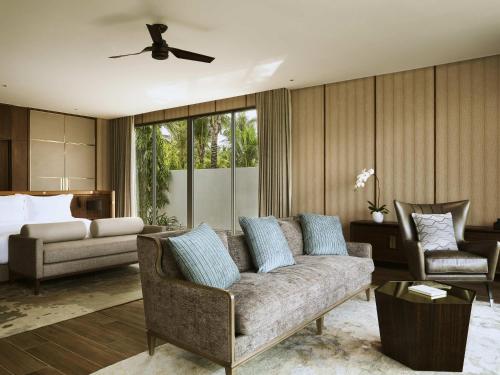 Presidential Four Bedroom Villa with Pool and Sea View del hotel Mövenpick Villas and Residences Phu Quoc. Foto 5