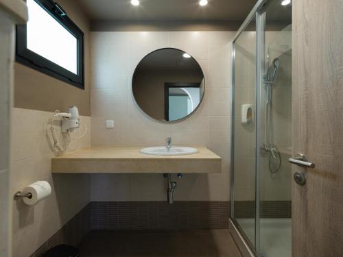 Apartamento Premium de 2 dormitorios del hotel Servatur Doña Elvira. Foto 8