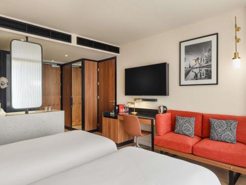 Habitación Doble Deluxe - 2 camas del hotel Pullman Budapest. Foto 3