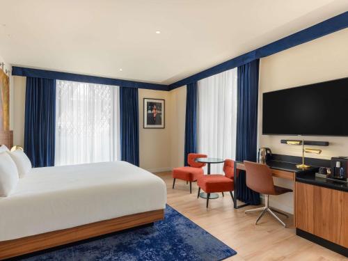 Suite Junior del hotel Pullman Budapest. Foto 3