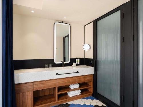 Suite Junior del hotel Pullman Budapest. Foto 5