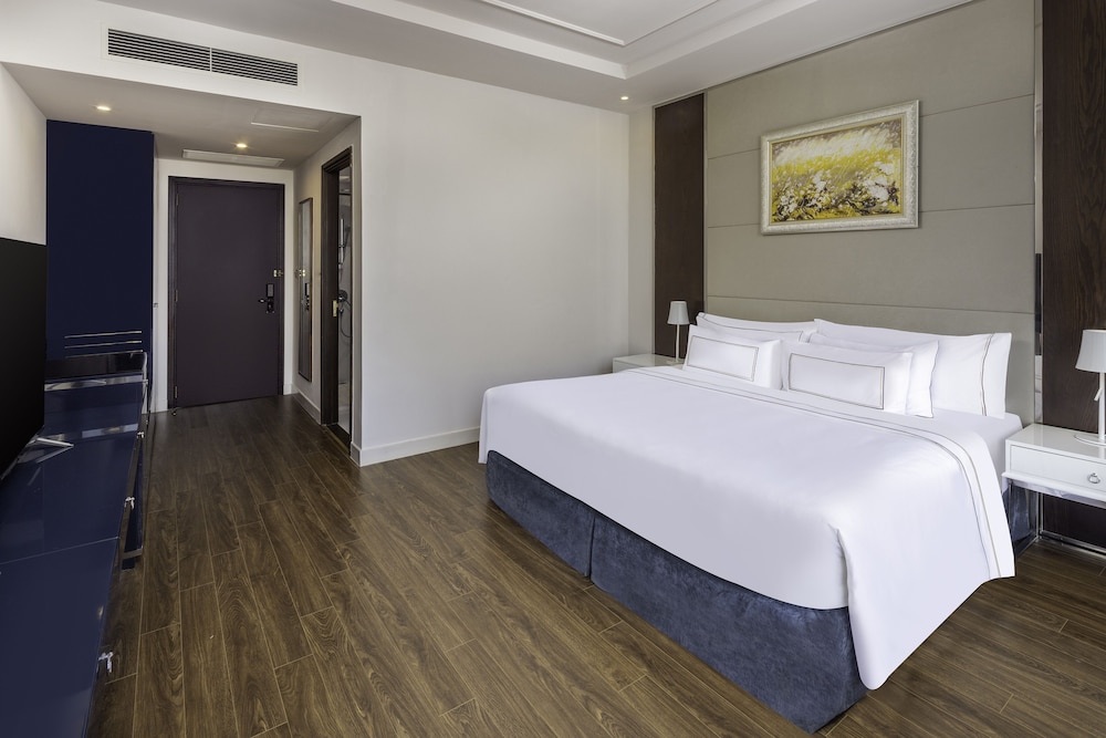 Habitación Deluxe del hotel Meliá Vinpearl Ha Tinh. Foto 4
