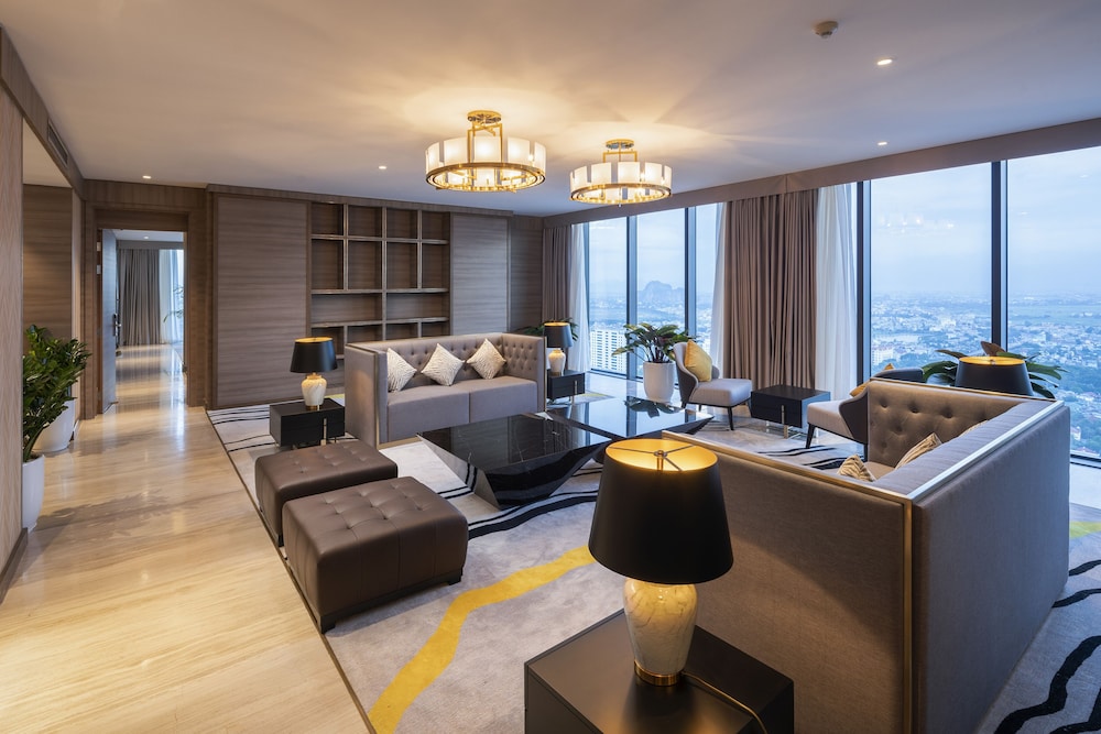 Suite Presidencial del hotel Meliá Vinpearl Thanh Hoa. Foto 7