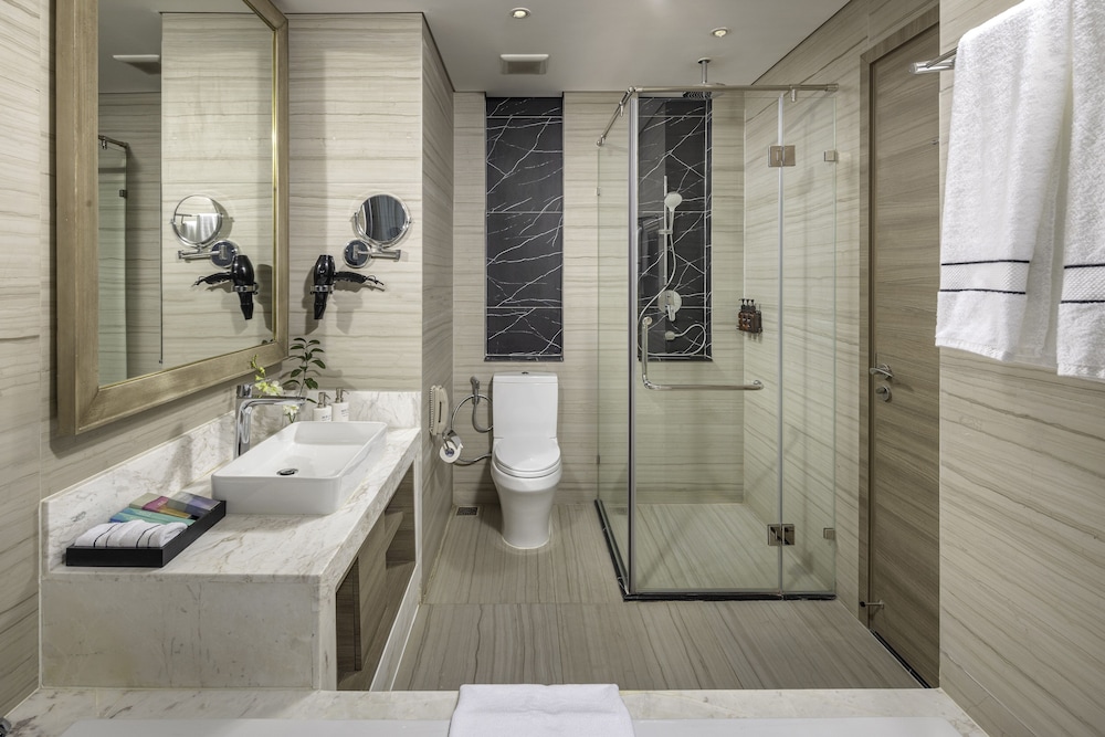 Habitación Deluxe con vistas a la ciudad del hotel Meliá Vinpearl Thanh Hoa. Foto 4