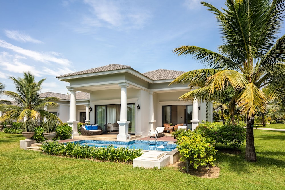 Villa de 2 dormitorios con piscina privada del hotel Vinpearl Cua Sot Resort, Affiliated by Meliá