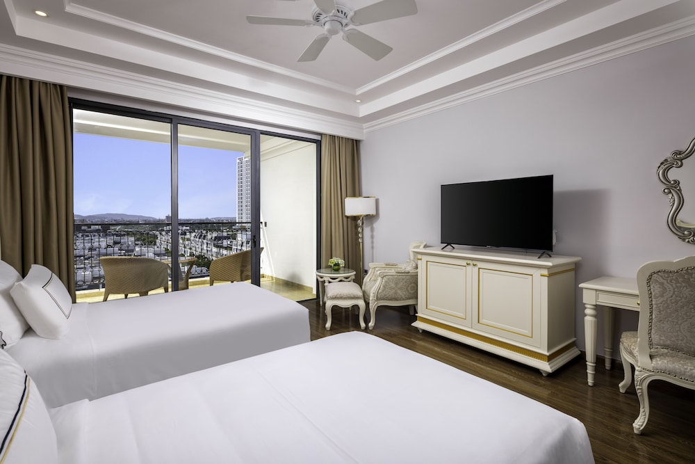 Habitación Deluxe del hotel Meliá Vinpearlhai Phongrivera. Foto 4