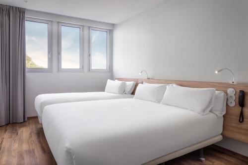 Habitación Familiar del hotel B&B Lisboa Aeroporto. Foto 1