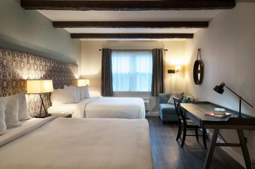 Mejora a Habitación Doble - No fumadores - 2 camas grandes del hotel The Century House an Ascend Hotel Collection Member