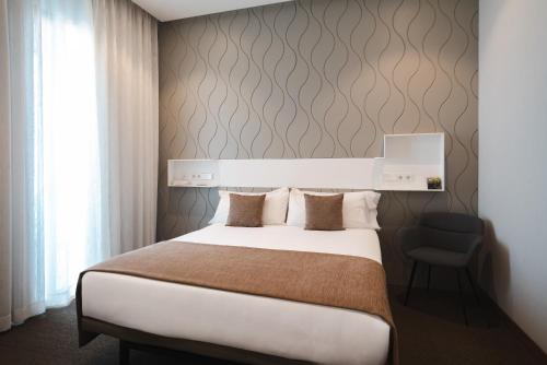 Habitación Doble con Cama supletoria del hotel Aj Gran Alacant. Foto 3