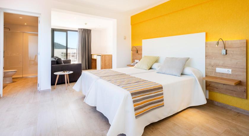 Junior suite Vista Mar Balcón o Terraza del hotel Casablanca Mallorca. Foto 1