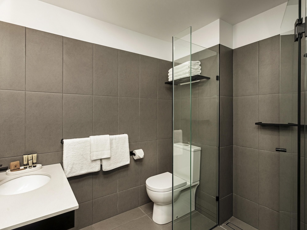 Habitación Estándar King del hotel Mantra Traralgon. Foto 5