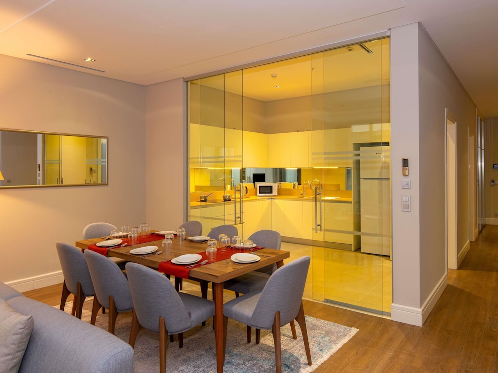 Apartamento Deluxe Garden de cuatro dormitorios del hotel Mövenpick Living Istanbul West. Foto 1