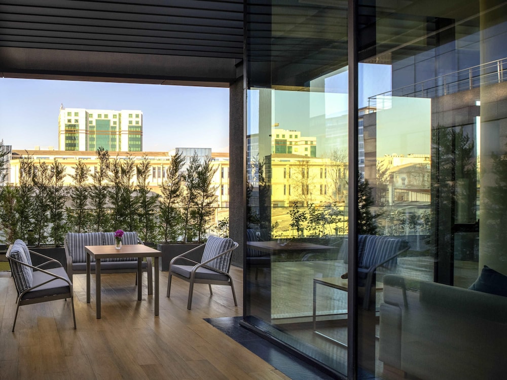 Apartamento Villa Garden de cuatro dormitorios del hotel Mövenpick Living Istanbul West. Foto 1