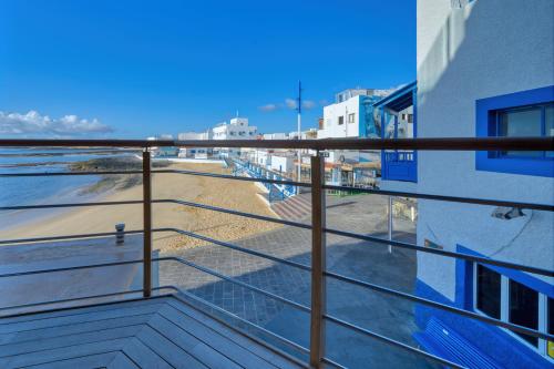 Habitación Doble Deluxe con balcón y vistas al mar del hotel Boutique La Marquesina - Adults Only. Foto 29